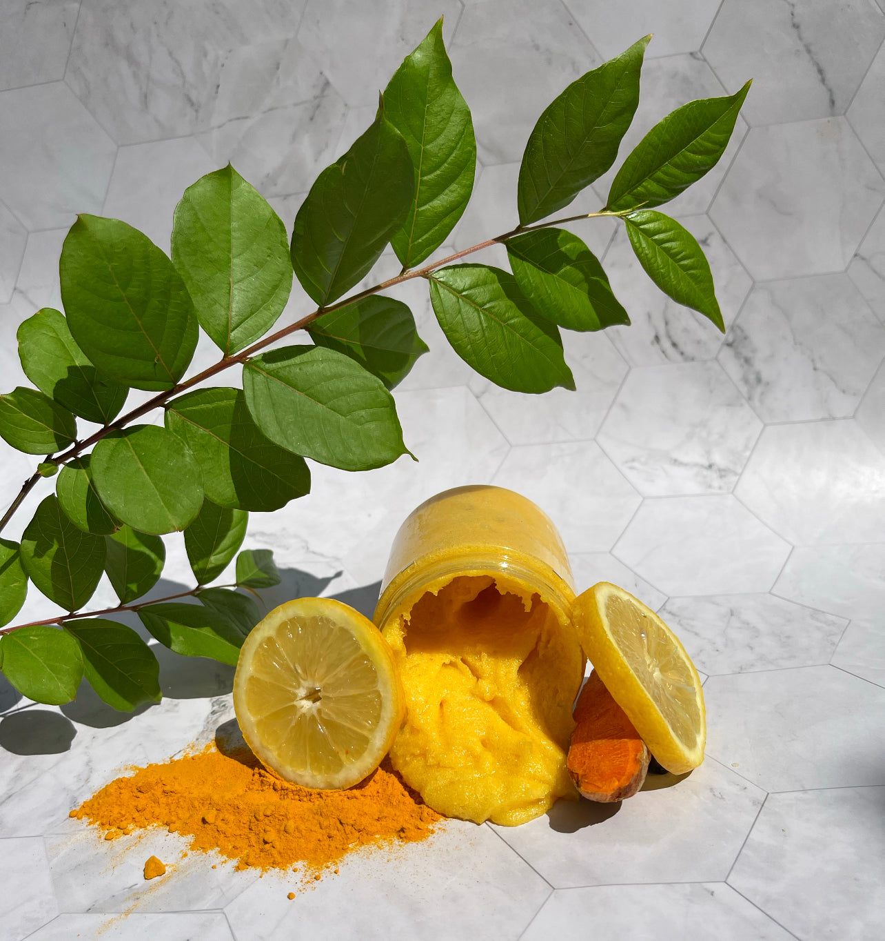 TUMERIC BRIGHTENING SCRUB